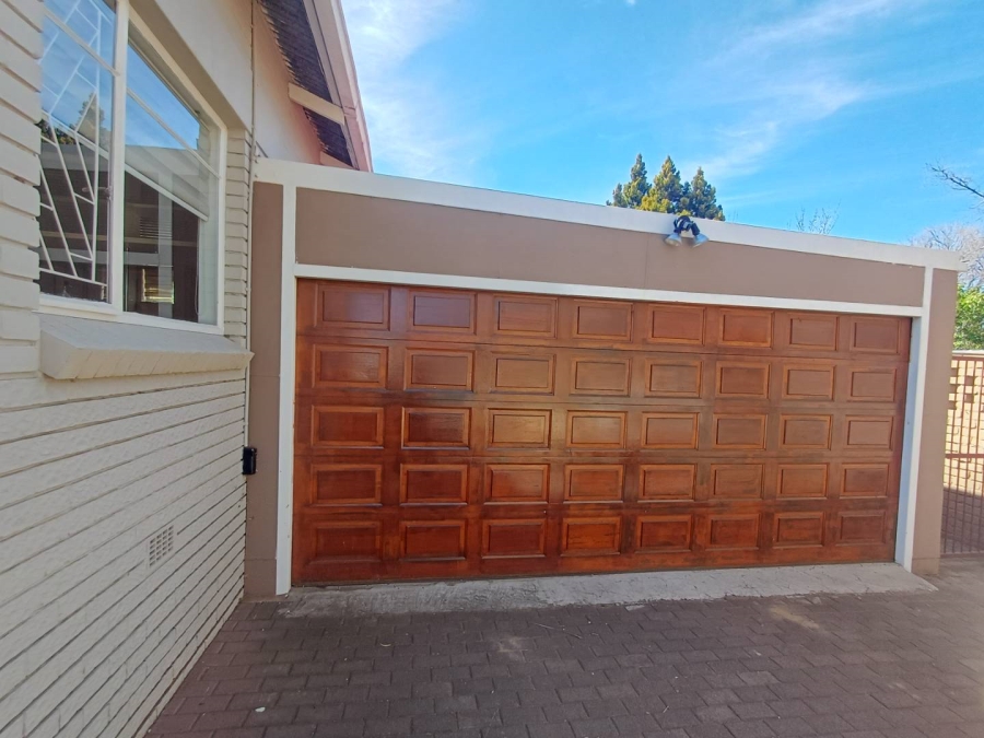 4 Bedroom Property for Sale in Dan Pienaar Free State